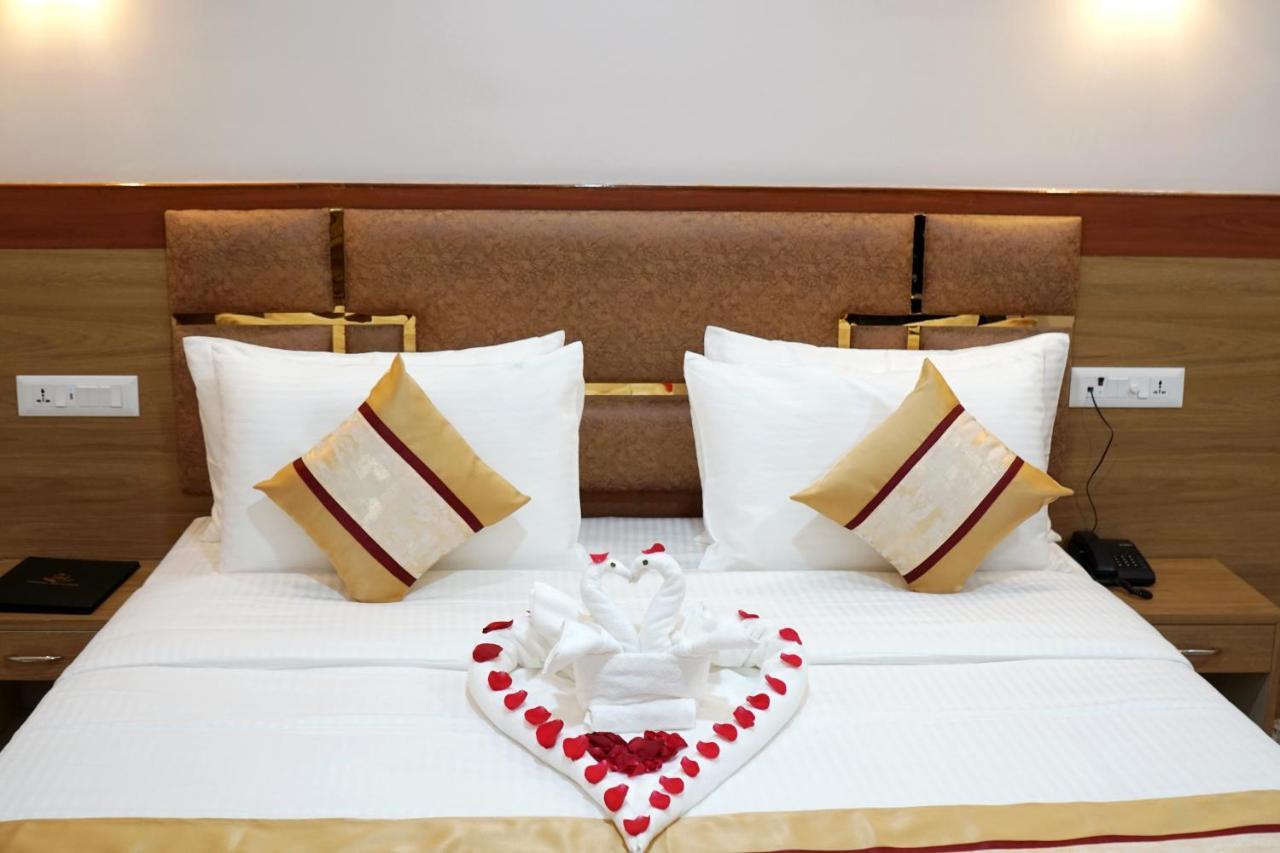 Hotel Imolesh Имфал Екстериор снимка