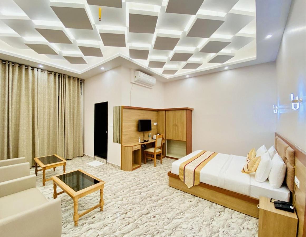 Hotel Imolesh Имфал Екстериор снимка