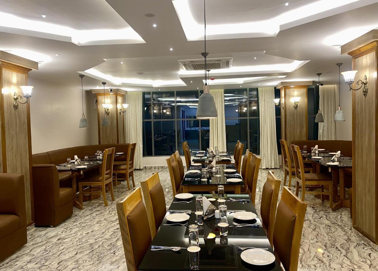 Hotel Imolesh Имфал Екстериор снимка